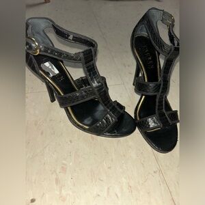 Ralph Lauren heels​ *seconhand condition signs of wear